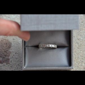 1 carat diamond Princess cut wedding band